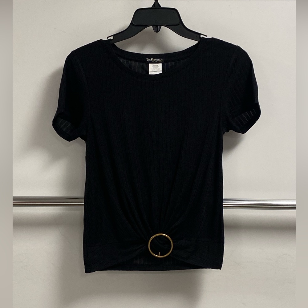 Short Sleeve Twist Rib Top w/ Oring